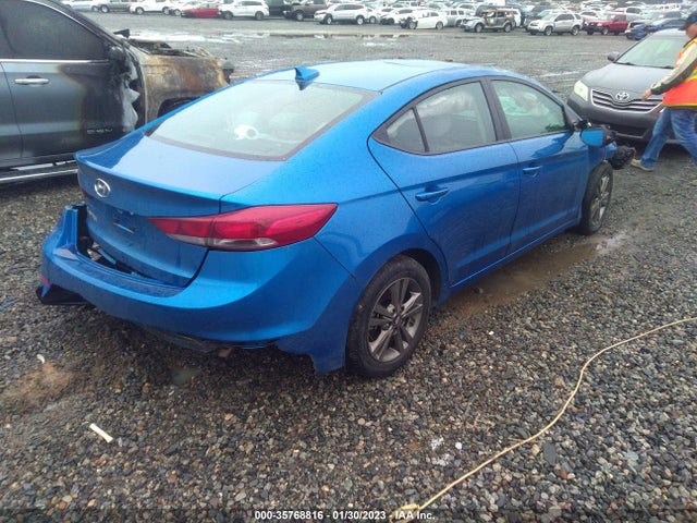 2018 HYUNDAI ELANTRA SEL VIN: 5NPD84LF0JH221913