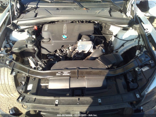 BMW X1 2014 WBAVM1C56EVW53575 Image 10