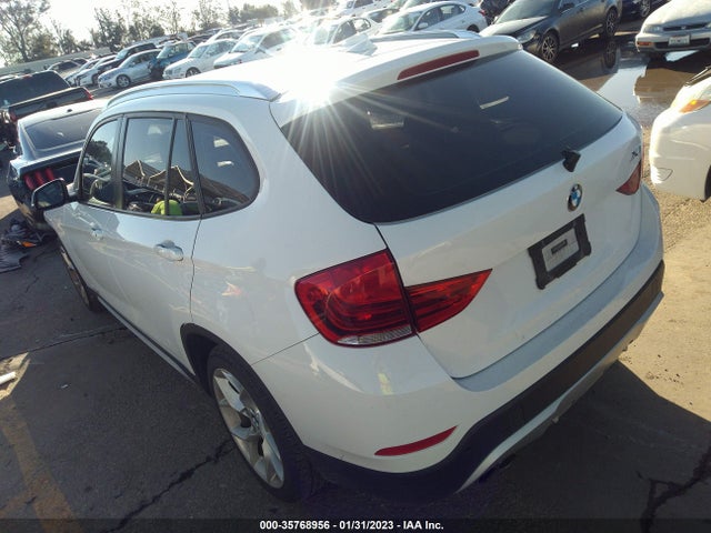 BMW X1 2014 WBAVM1C56EVW53575 Image 3