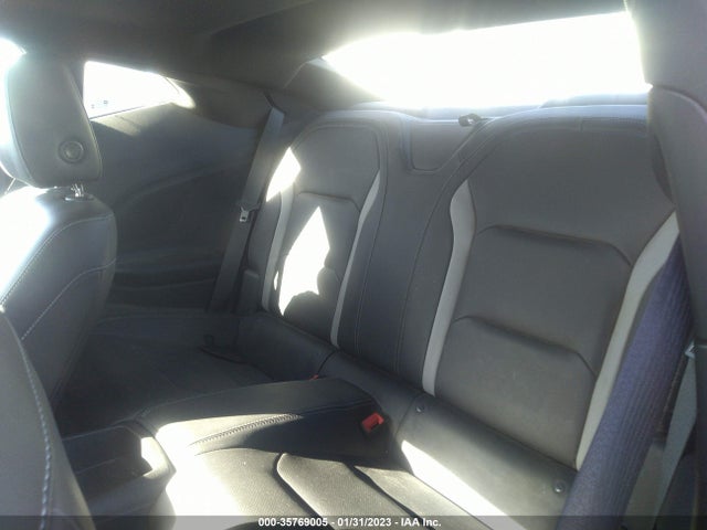 Chevrolet Camaro 2lt 2018 1G1FD1RX1J0190759 Image 8