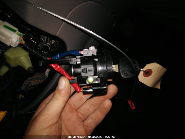 Hyundai ELANTRA SE 2018 5NPD74LF7JH318478 Image 3