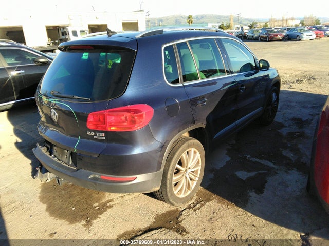 2012 VOLKSWAGEN TIGUAN SE W/SUNROOF & NAV VIN: WVGBV7AX4CW523288