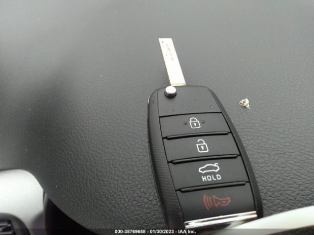 3KPA24AD0ME371079 KIA RIO S