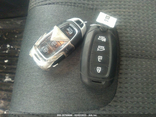 2020 HYUNDAI SANTA FE SEL VIN: 5NMS3CAD2LH281936
