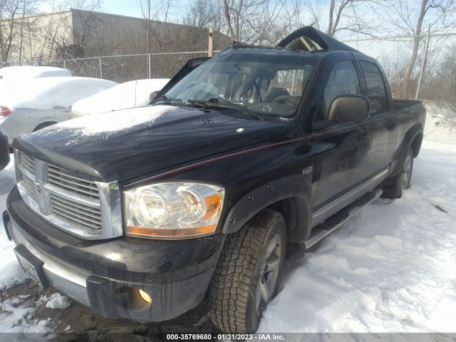 Dodge Ram 1500 Laramie 2006 1D7HU182X6S668751 Image 2