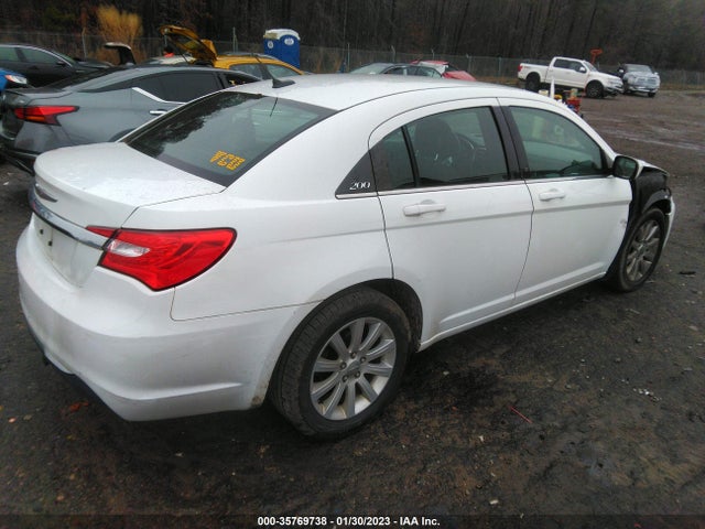 Chrysler 200 2011 1C3BC1FB2BN589626 Image 6