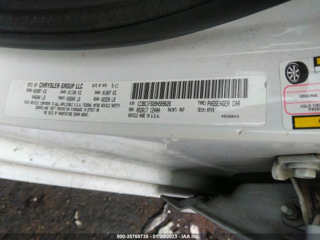 Chrysler 200 2011 1C3BC1FB2BN589626 Image 11