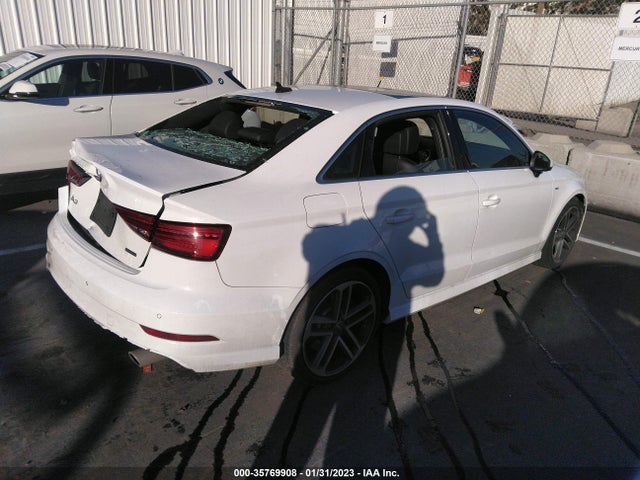 2019 Audi A3, VIN: WAUJEGFF8K1027001