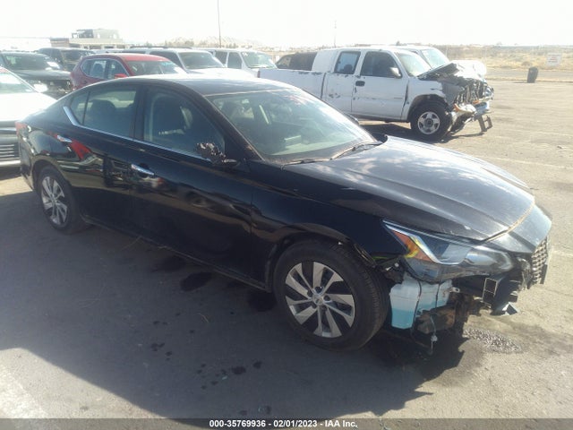 2019 1N4BL4BV4KC213735 main image