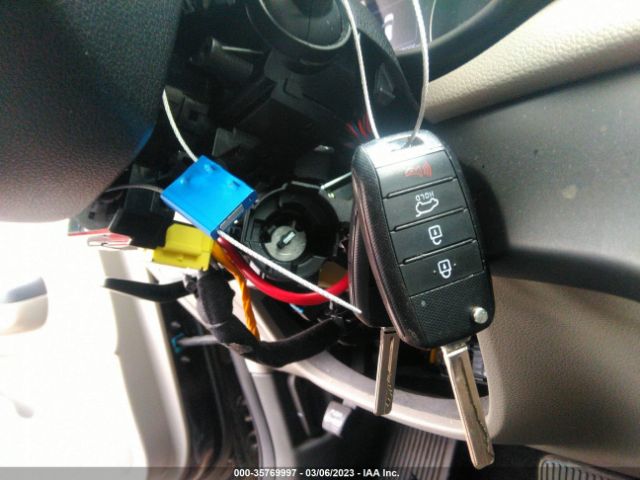 KNDPM3AC8J7433202 KIA Sportage Lx