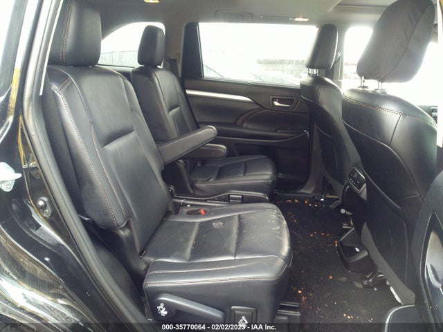 2019 Toyota Highlander, VIN: 5TDKZRFH1KS558892