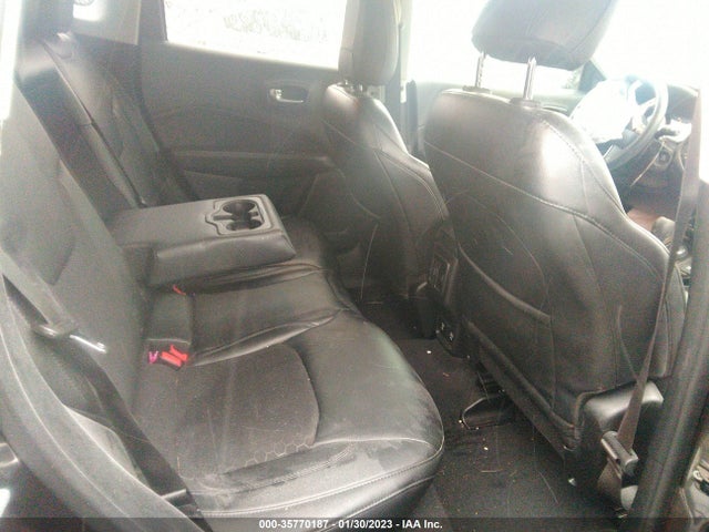 2018 Jeep Compass, VIN: 3C4NJDBB6JT433433