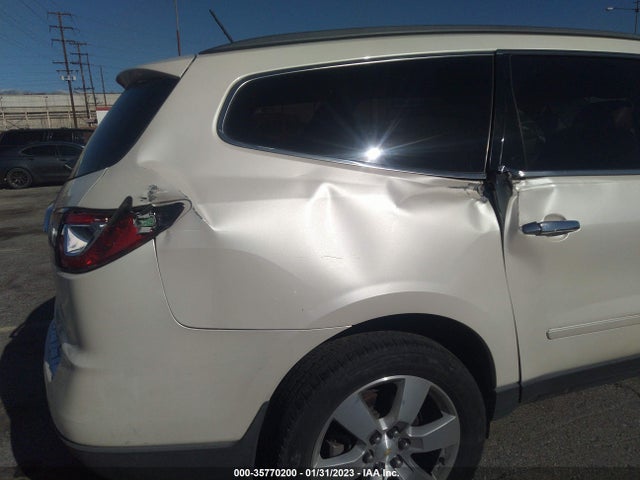 2015 Chevrolet Traverse, VIN: 1GNKRJKD7FJ102894