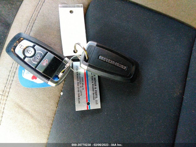 2022 Ford Bronco, VIN: 1FMDE5BH1NLB13590