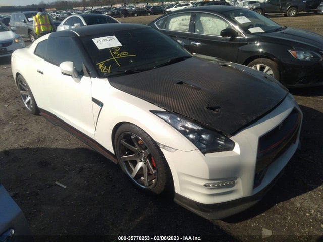 2014 Nissan GT-R, VIN: JN1AR5EF1EM271396