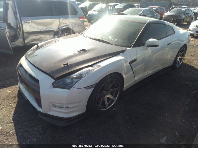 2014 Nissan GT-R, VIN: JN1AR5EF1EM271396