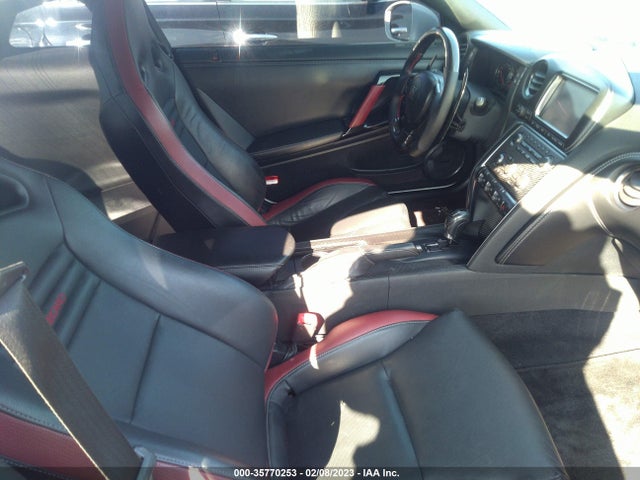 2014 Nissan GT-R, VIN: JN1AR5EF1EM271396