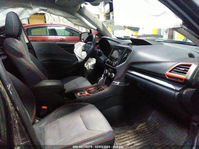 JF2SKAJC9KH500844 Subaru Forester Sport