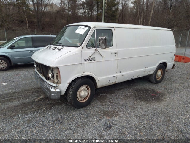 Dodge Ram Van B150 1983 2B7FB13H1DK364976 Image 2