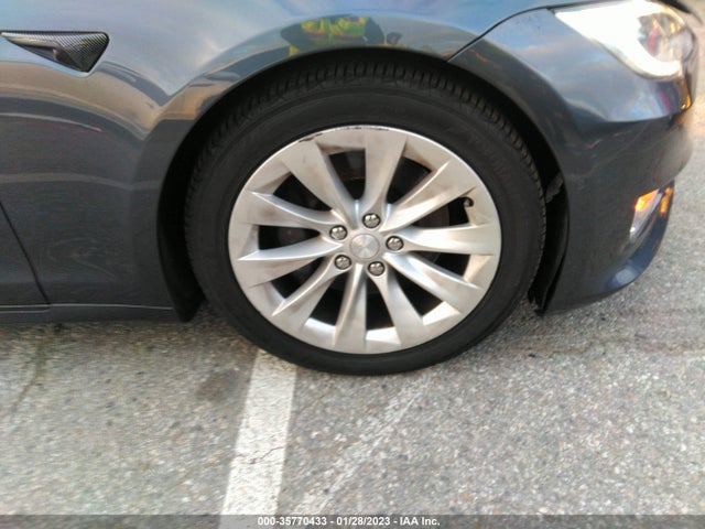 Tesla Model S 100d/90d/75d/60d/p100d 2017 5YJSA1E21HF190491 Image 14