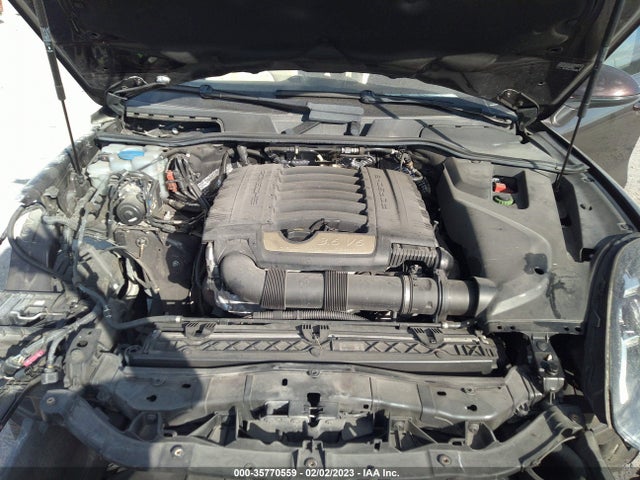 2018 Porsche Cayenne, VIN: WP1AA2A2XJKA02548