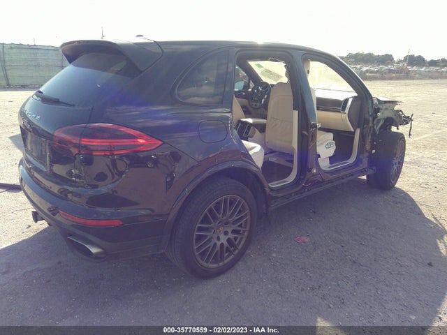 2018 Porsche Cayenne, VIN: WP1AA2A2XJKA02548