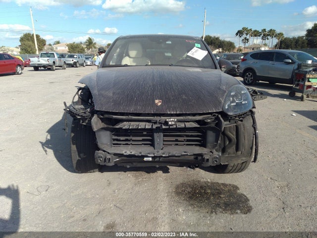 2018 Porsche Cayenne, VIN: WP1AA2A2XJKA02548