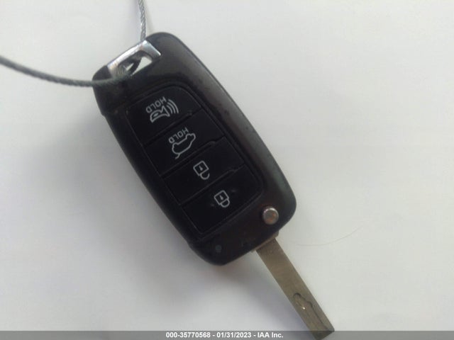 Hyundai Kona Se 2020 KM8K1CAA1LU458668 Image 3