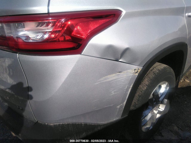 Chevrolet Traverse Lt Cloth 2021 1GNEVGKW2MJ109181 Image 4