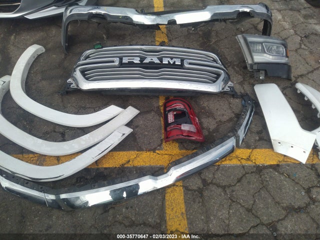 RAM 1500 Laramie 2021 1C6RREJT5MN712779 Image 4