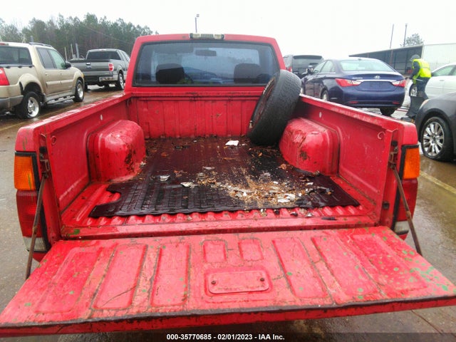1996 NISSAN TRUCK XE VIN: 1N6SD11S6TC357136