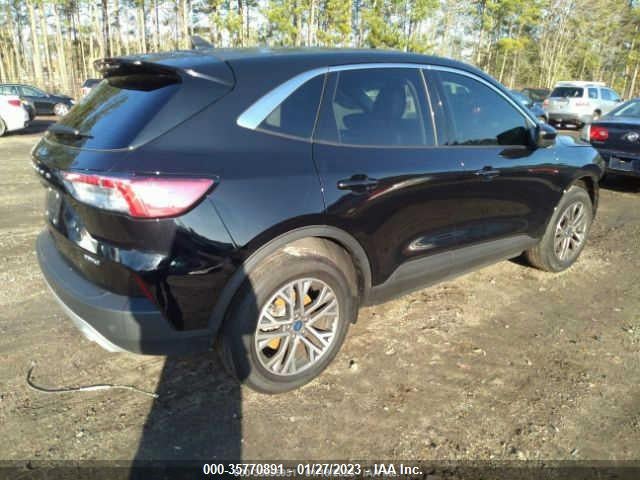 2022 Ford Escape, VIN: 1FMCU9H62NUA84185