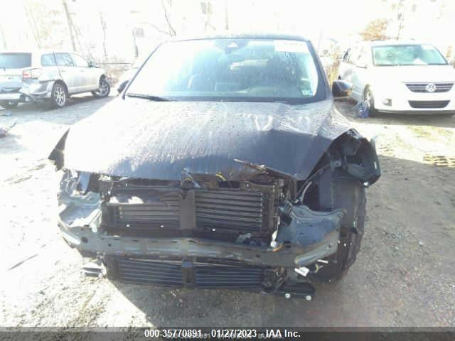 2022 Ford Escape, VIN: 1FMCU9H62NUA84185