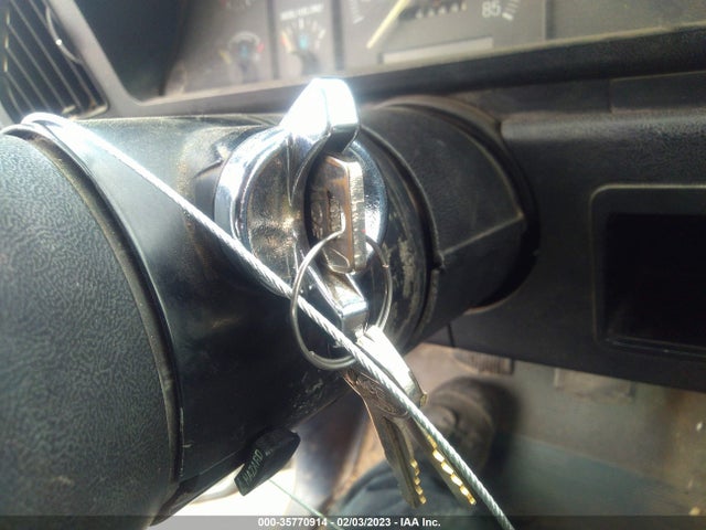 1990 FORD F250 VIN: 1FTHX26M0LKA01677