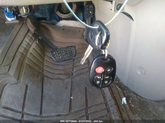 2006 TOYOTA SIENNA XLE VIN: 5TDZA22C66S428362