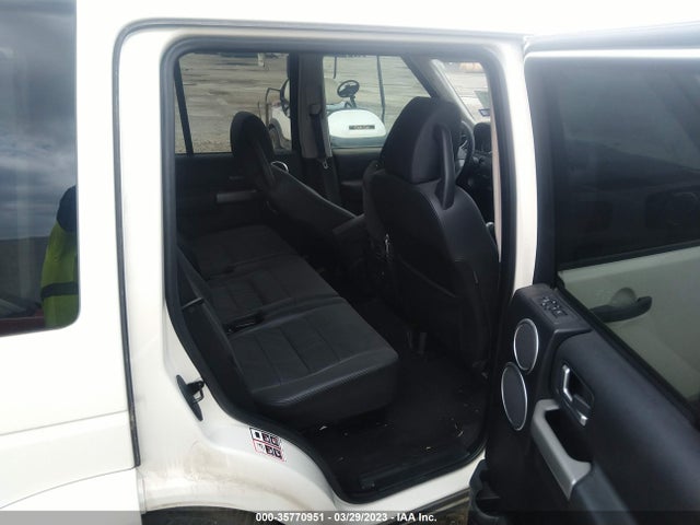 2009 LAND ROVER LR3 LUX VIN: SALAK25429A509996