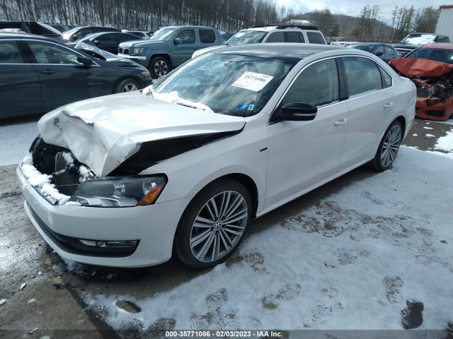 1VWBT7A34FC008639 Volkswagen Passat 1.8t Sport