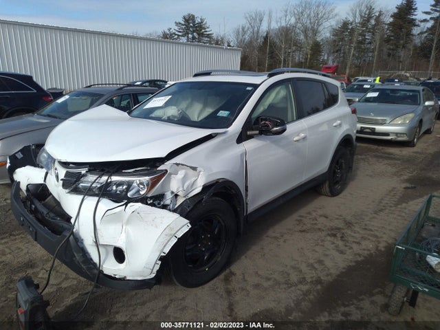 Toyota Rav4 Xle 2015 JTMRFREV8FD169084 Image 2