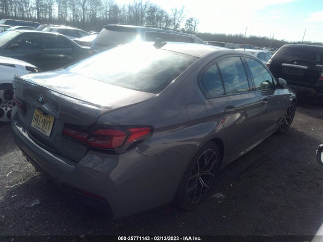 2021 BMW 5 Series, VIN: WBA13BK0XMCH08748