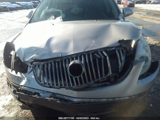 2008 BUICK ENCLAVE CXL VIN: 5GAER23708J273656