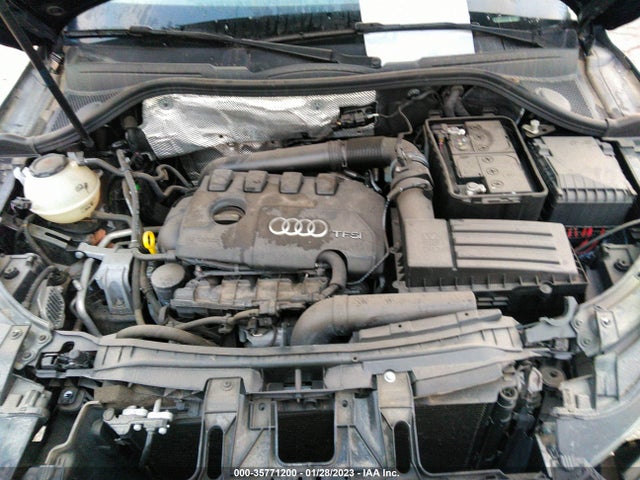 WA1ECCFS4JR021531 Audi Q3 Premium/sport Premium