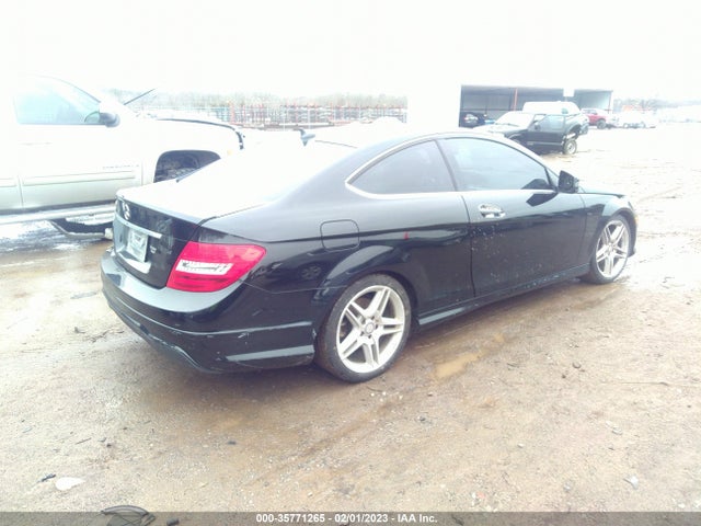 2014 MERCEDES-BENZ C-CLASS C 250 VIN: WDDGJ4HB7EG284885