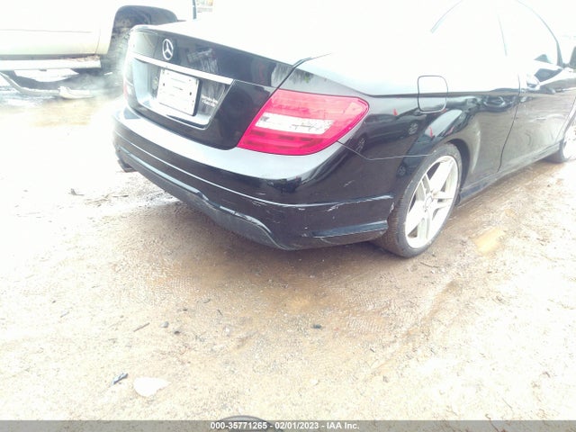 2014 MERCEDES-BENZ C-CLASS C 250 VIN: WDDGJ4HB7EG284885