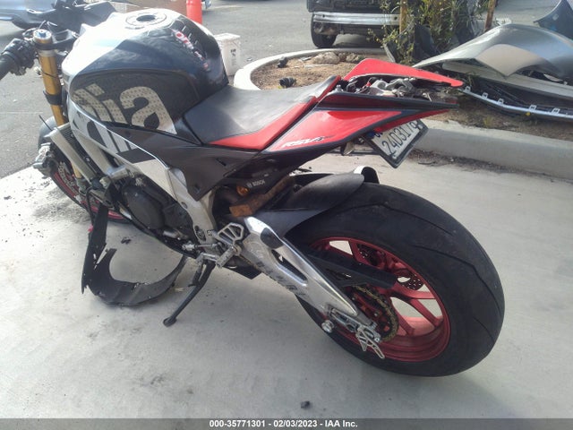 2018 APRI RSVR4 RF VIN: ZD4KEU005JS001205