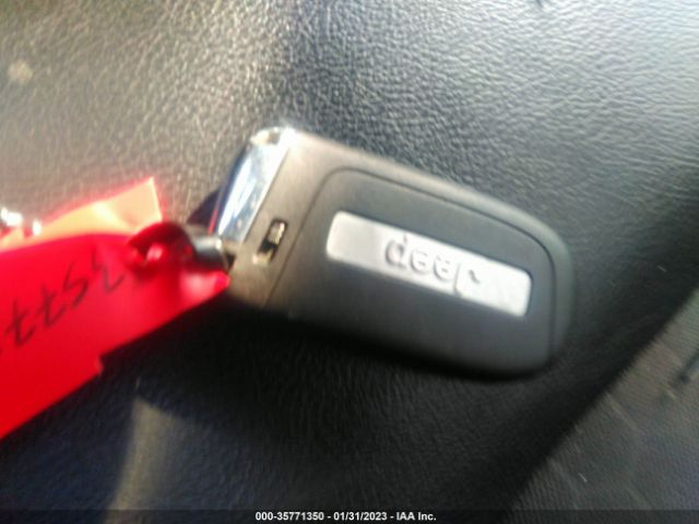 3C4NJCBB9JT407905 Jeep Compass Altitude