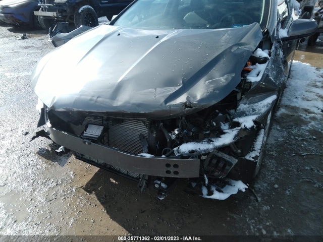 2017 Chevrolet Volt, VIN: 1G1RB6S53HU158732