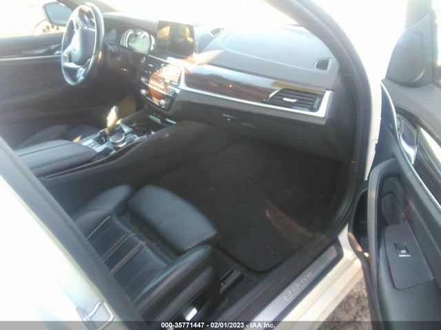 BMW 5 Series 530e Iperformance 2018 WBAJA9C52JB032769 Image 5