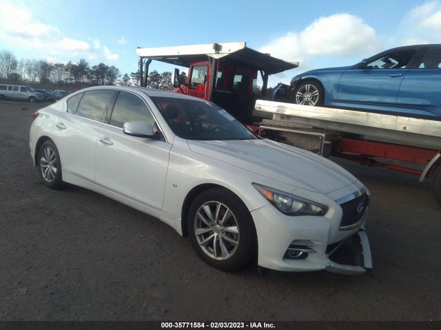 35771584 :رقم المزاد ، JN1BV7AR4FM404746 vin ، 2015 Infiniti Q50 Premium مزاد بيع