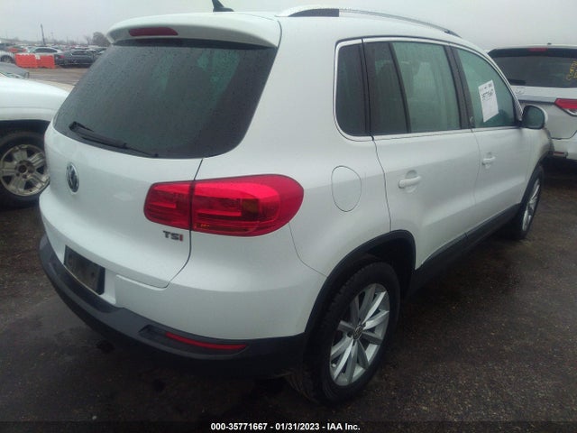 WVGRV7AX2HK025331 Volkswagen Tiguan Wolfsburg Edition