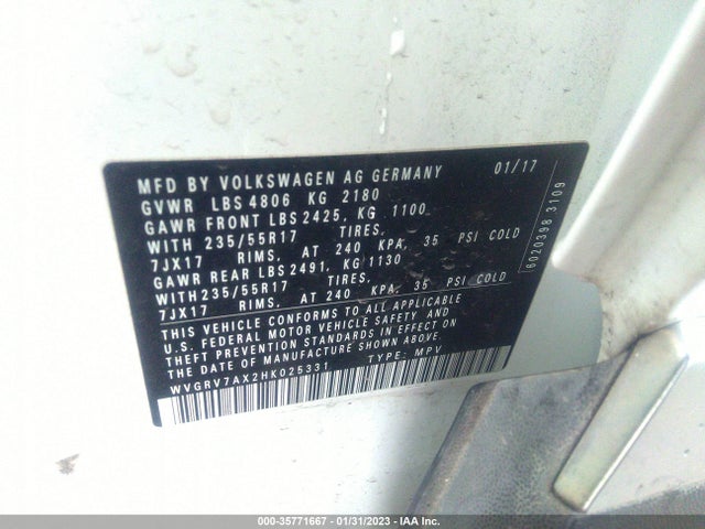 WVGRV7AX2HK025331 Volkswagen Tiguan Wolfsburg Edition